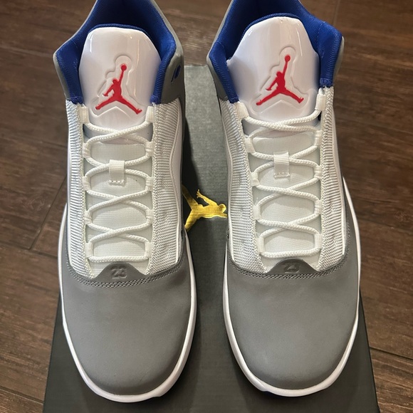 Brand new men’s Jordan Max aura two still in the box - Picture 2 of 4